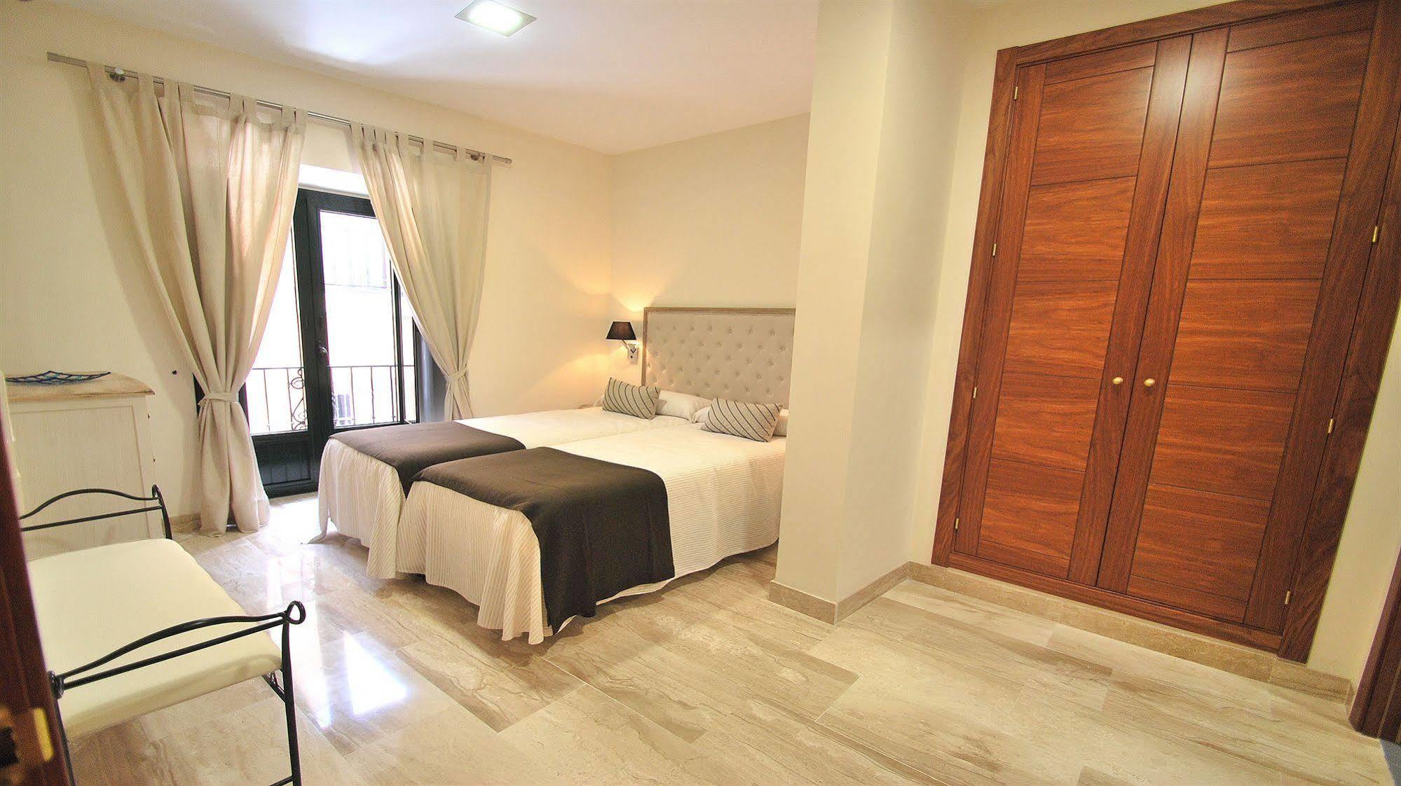 Living Centro Maestranza Apartment Seville