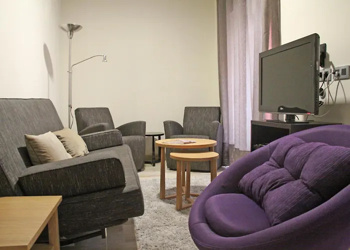 Apartamentos Living Sevilla Centro Maestranza