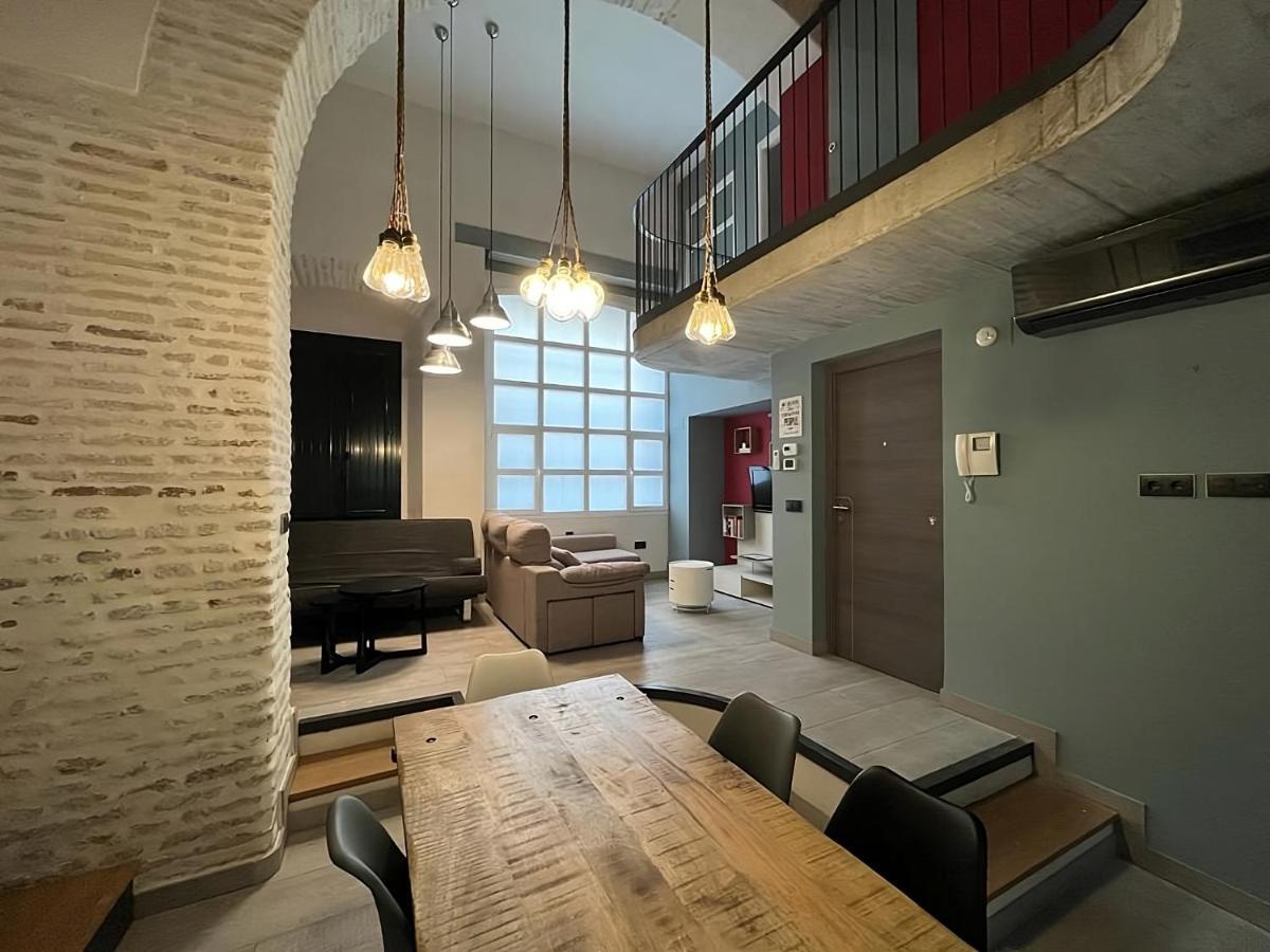 Living Centro Maestranza Apartment